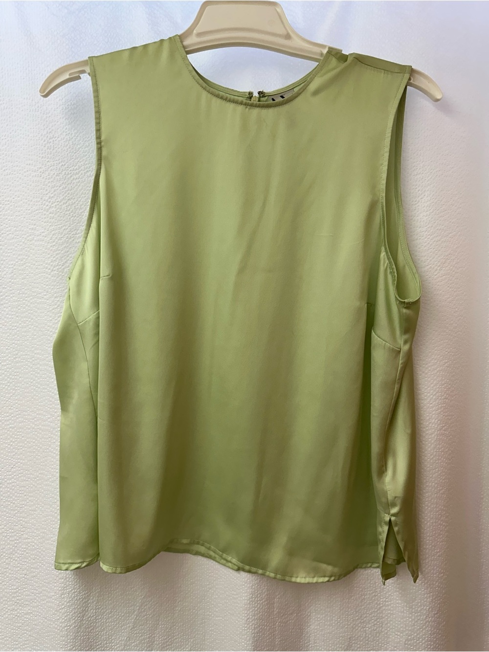 Worthington Light Green/Pistachio Sleeveless Satin Shell - size 0X/XL